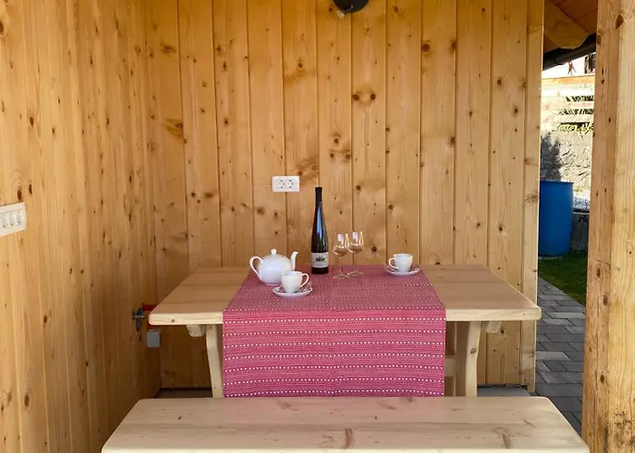 Princess Mojca House בלד